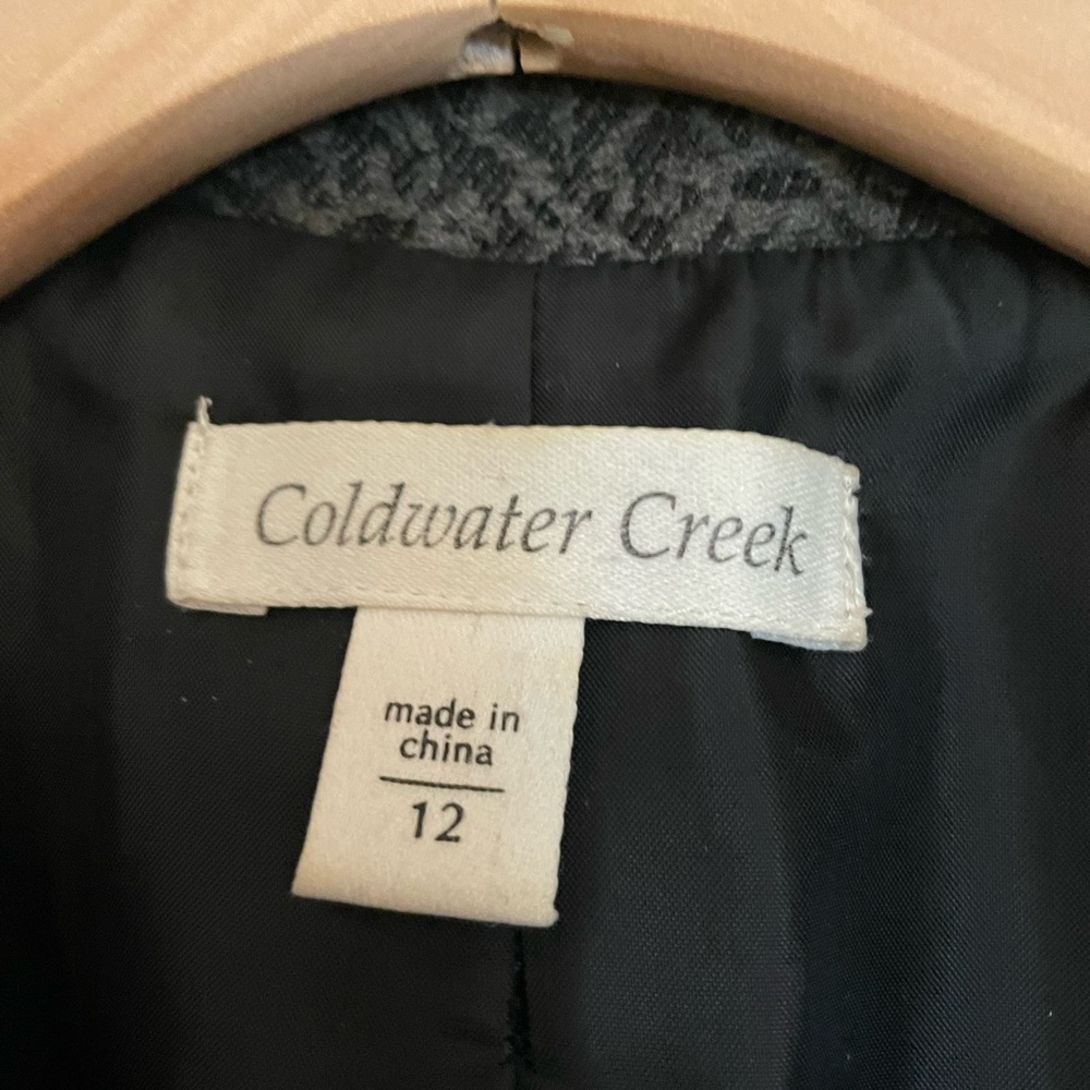 Grey Coldwater Creek jacket, fully lined, wool blend,?interesting details - Picture 6 of 9